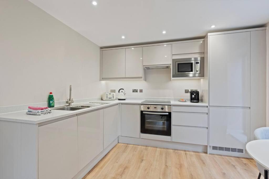 Stylish Retreat In Central Leeds Central Station Esterno foto