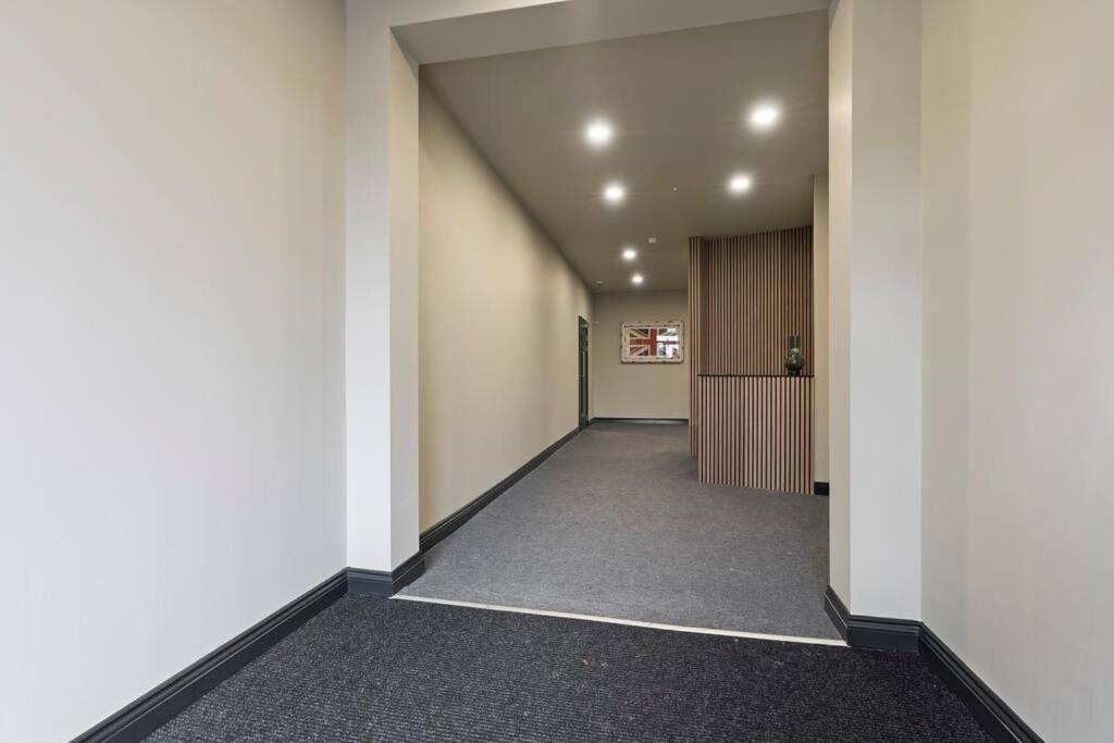 Stylish Retreat In Central Leeds Central Station Esterno foto