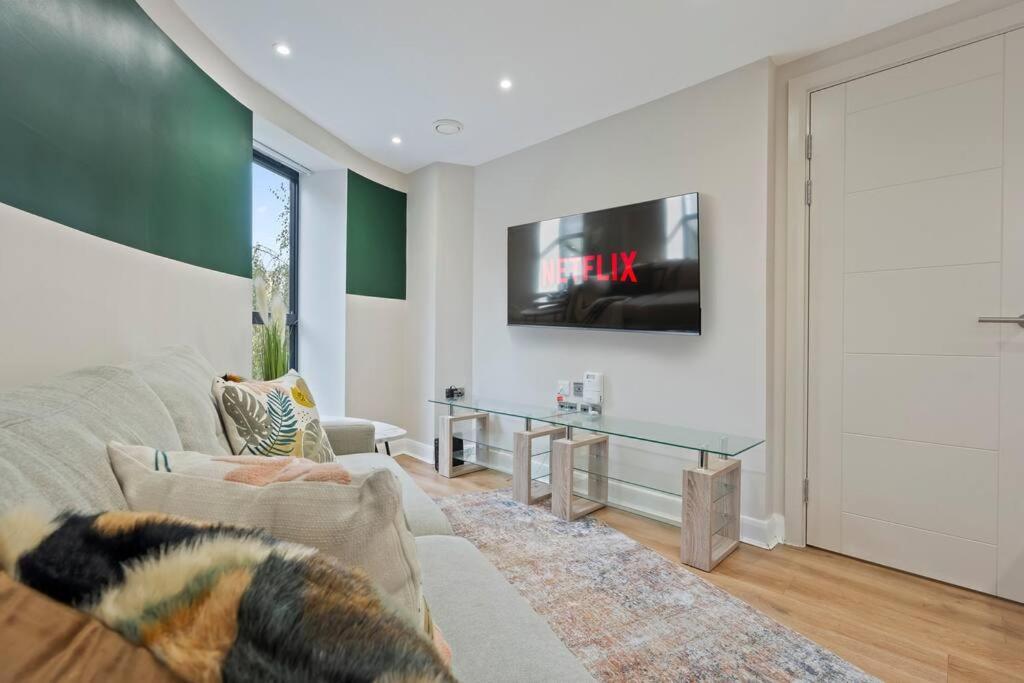 Stylish Retreat In Central Leeds Central Station Esterno foto